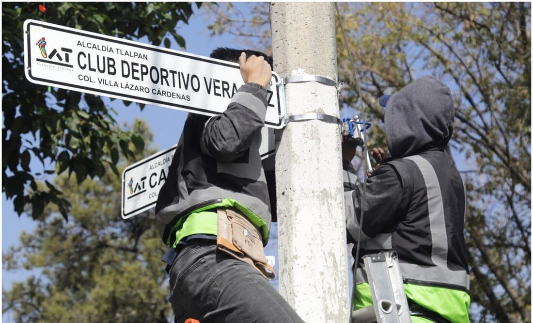 Sustitución de placas en Tlalpan que llevan los nombres de las calles. Foto: Especial