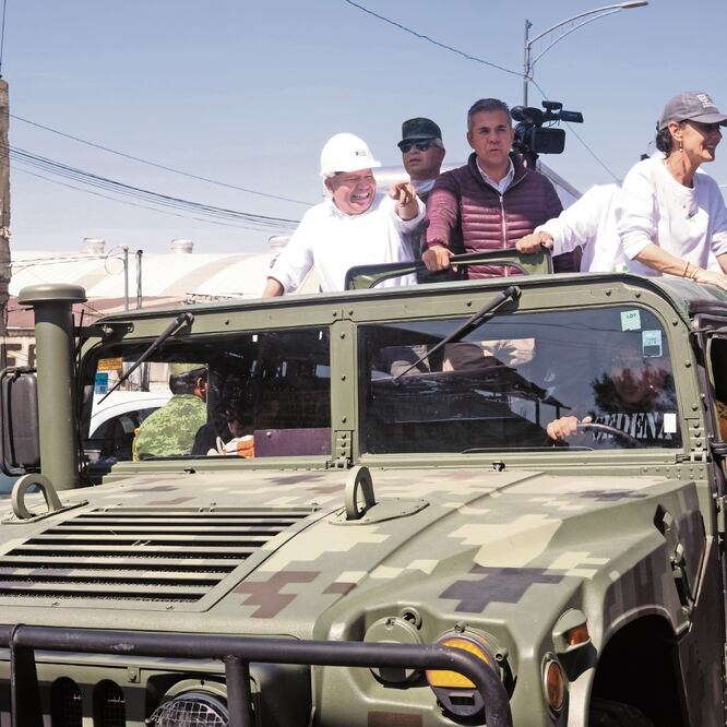 Claudia Sheinbaum encabezó las actividades de limpieza en los 12 kilómetros del Río de los Remedios, en los límites de la alcaldía de Gustavo A. Madero y los municipios de Tlalnepantla y Ecatepec, en el Estado de México. GRACIELA LÓPEZ. CUARTOSCURO