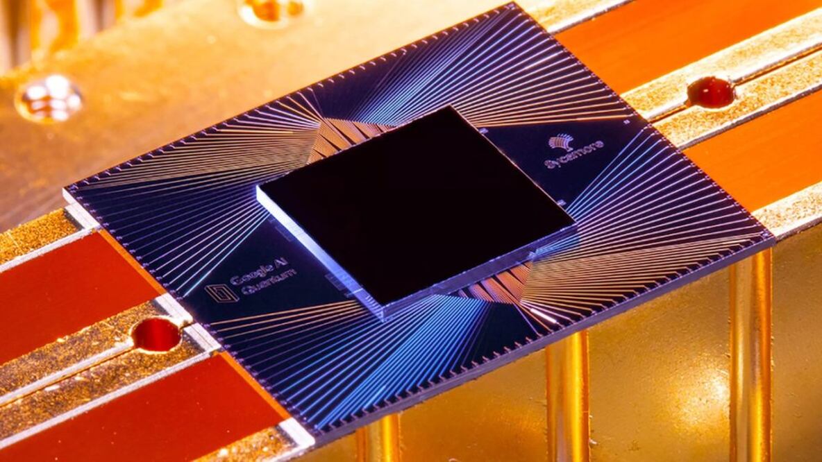 Google anunció que una computadora avanzada logró la "supremacía cuántica" por primera vez, superando el rendimiento de los dispositivos convencionales.