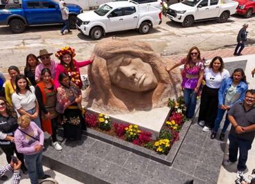 Escultura en San Cristóbal de las Casas desata burlas y memes en redes sociales; alcaldesa pagó a su hermana casi 500 mil pesos por la figura