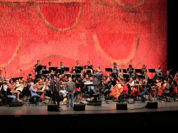 Javier Camarena regala noche de ensueño en el Auditorio Nacional