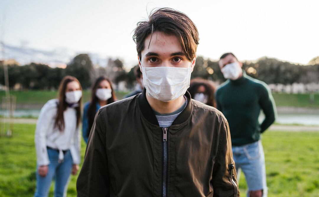 Usar cubrebocas o fuera máscaras