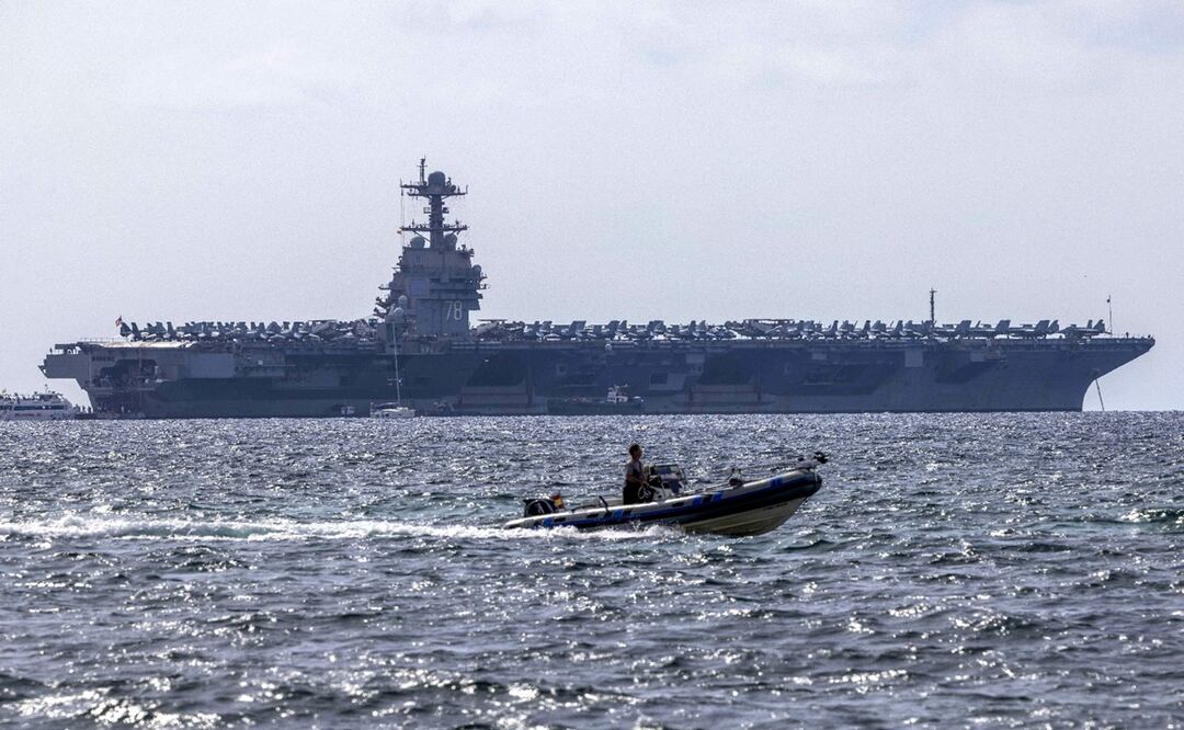 El portaaviones Gerald Ford, el mayor de la flota estadounidense, se encuentra desplegado en el mar Caribe, en medio de la tensión con Venezuela por los ataques militares contra lanchas al parecer cargadas con drogas. Foto: EFE