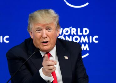 Trump asegura que los reportes sobre el despido de Mueller son "fake news"