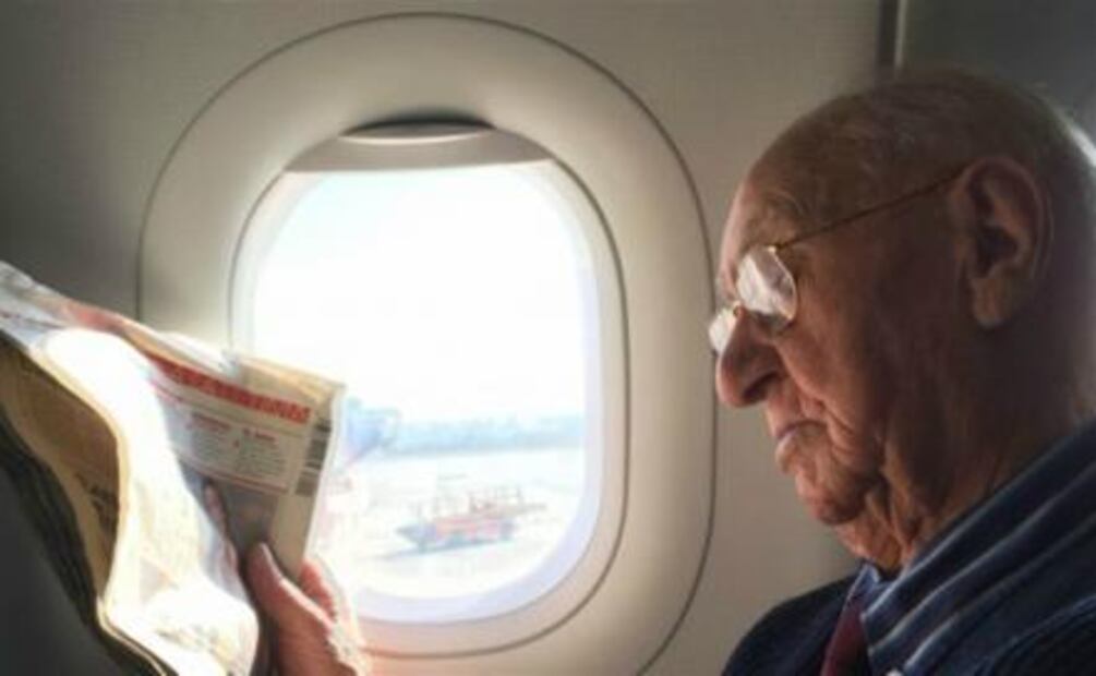 A los 97, abuelito viaja por el mundo con su nieto