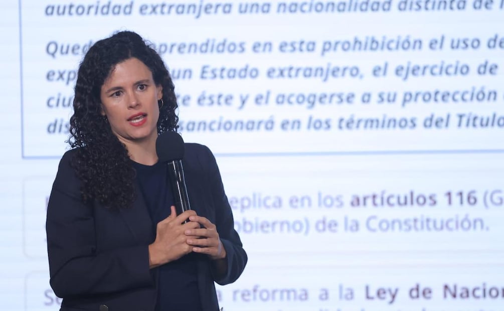 Luisa María Alcalde, consejera Jurídica de la Presidencia, durante la conferencia de prensa de la presidenta Claudia Sheinbaum (27/08/2026). Foto: Gabriel Pano / EL UNIVERSAL