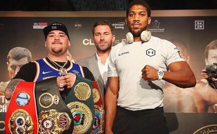 Andy Ruiz se burla de su rival vistiendo el mismo jersey que se puso cuando lo venció