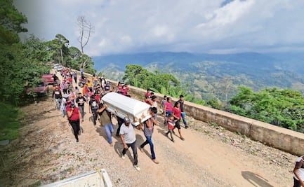 Guerrero da último adiós a 11 víctimas de violencia; exigen a Sheinbaum localizar a los seis que faltan