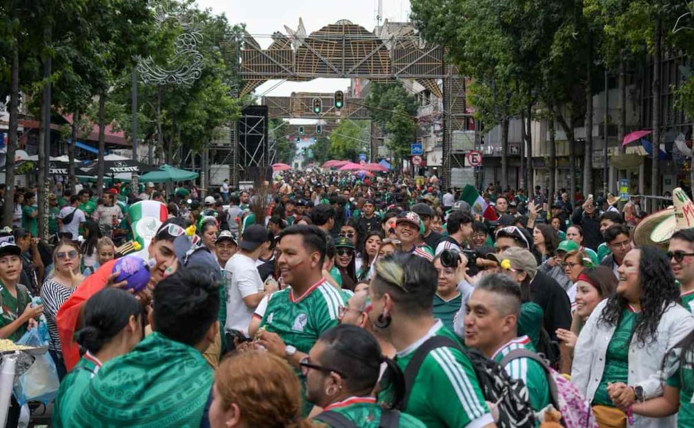 Ambiente mundialista en la CDMX. Foto: Santiago Cadena / EL UNIVERSAL