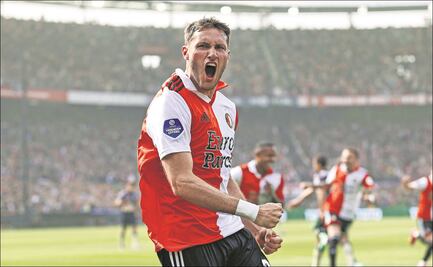 Santiago Giménez revela que un equipo histórico de la Serie A lo buscó el último día del mercado de fichajes