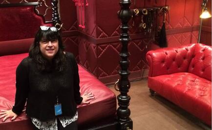 Autora de "50 sombras de Grey" vuelve con novela erótica