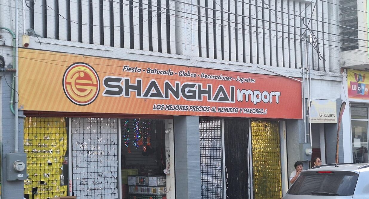 La creciente presencia de establecimientos comerciales chinos en Mérida ha generado preocupación entre los comerciantes locales. (17/12/24). Foto: Especial