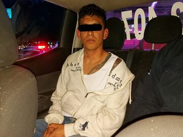 Video: Sujeto roba camioneta a familia y cae en retén de alcoholímetro en Ecatepec