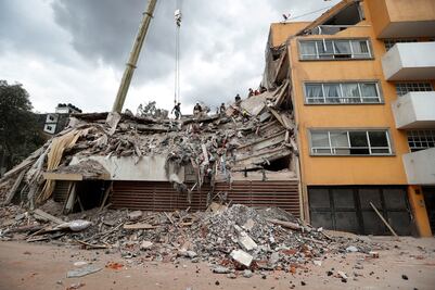 Instalan módulos de atención para afectados por sismo en CDMX