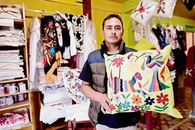 Demandan a Nestlé por piratear obra de artesanos 