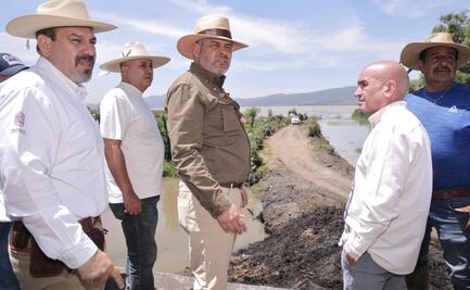 Ramírez Bedolla anuncia vigilancia vía satélite de 35 mil repertorios de agua; busca evitar extracción ilegal en lagos