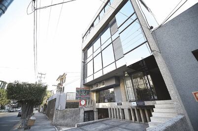 Interroga PGR al abogado que registró empresas de la actriz