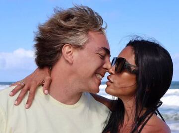 Cristian Castro y las románticas fotos con su novia argentina: ¡el gallito está feliz!
