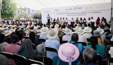 Puebla supera pobreza con acciones concretas: Moreno Valle