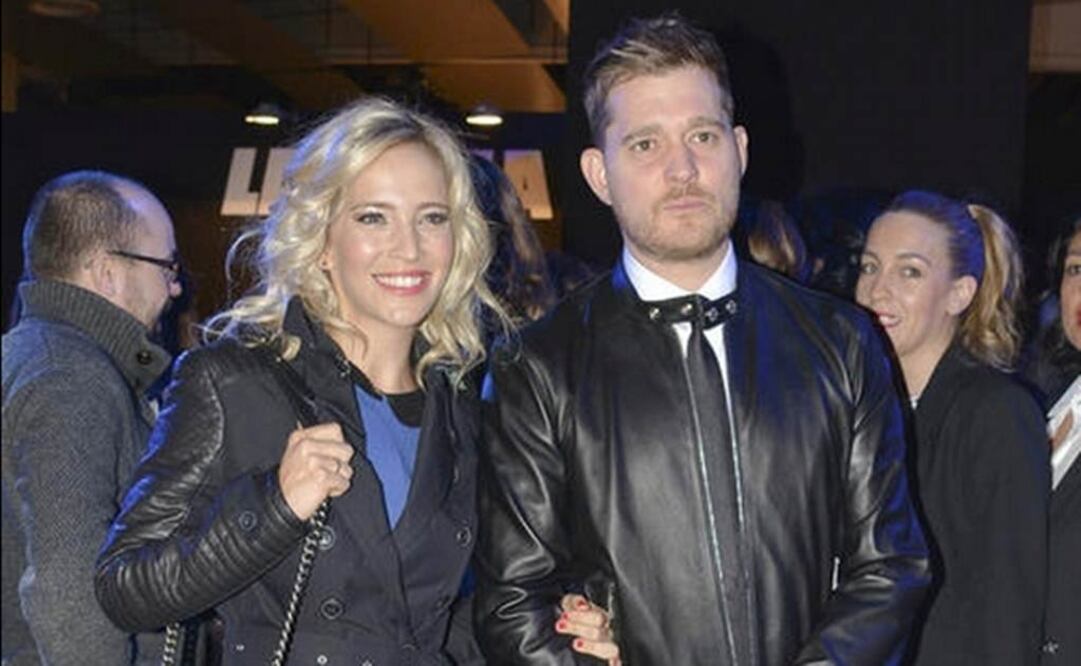 Miles de fanáticos felicitaron a la pareja. Hasta la fecha el clip compartido en Facebook cuenta con millones de reproducciones. FOTO: Facebook Michael Bublé