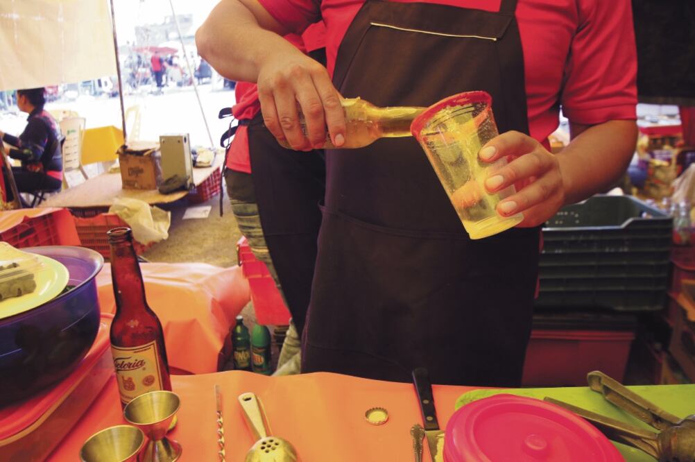 Alistan fin de venta de cerveza en tianguis