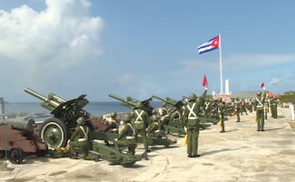 EU sanciona al ministro de Fuerzas Armadas de Cuba y cúpula de la industria militar; considera la isla "apoya el terrorismo"
