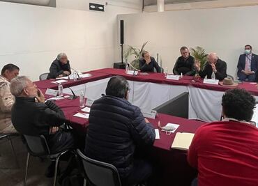 AMLO recorre aduanas con embajador de EU en México, Ken Salazar