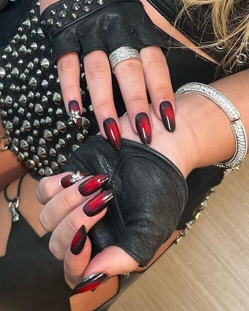 Foto: Instagram @nailsbyzola