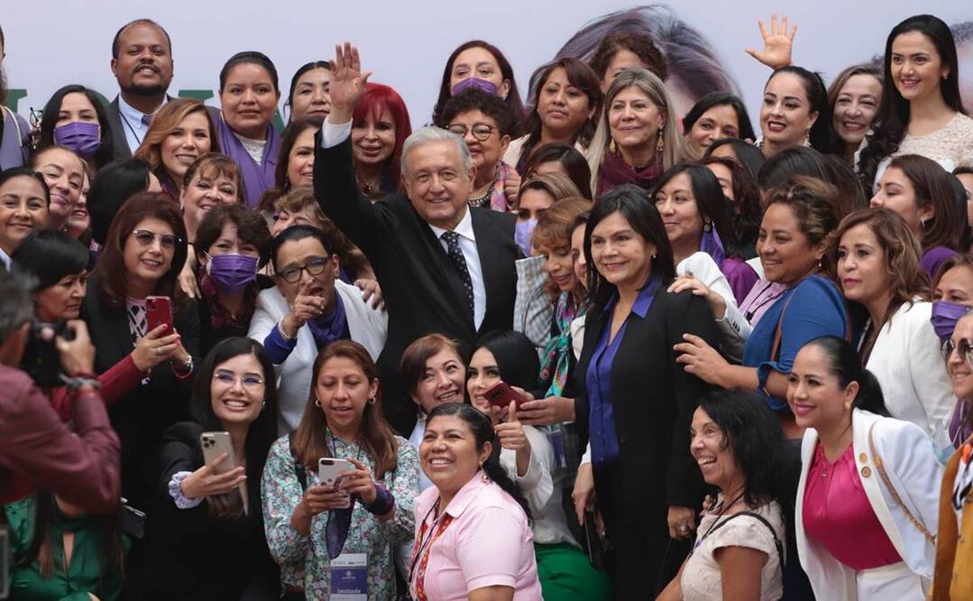 El IMCO informó que hasta el momento, no hay suficiente evidencia que indique que mujeres y hombres logren resultados diferentes al encabezar gobiernos estatales. Foto: Berenice Fregoso/EL UNIVERSAL