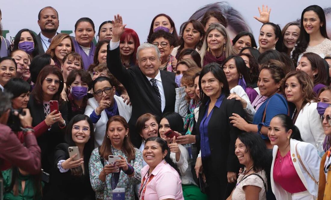 El IMCO informó que hasta el momento, no hay suficiente evidencia que indique que mujeres y hombres logren resultados diferentes al encabezar gobiernos estatales. Foto: Berenice Fregoso/EL UNIVERSAL