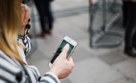 Paga para que le roben celular a su novio y vea si es infiel