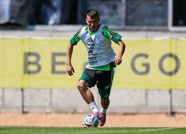 Claudio Suárez cree que Javier Aguirre ya no tiene tiempo para seguir experimentado en Selección Mexicana