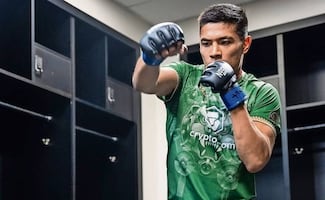 David Martínez, orgulloso de ver a sus amigos doctores cumplir sus sueños 