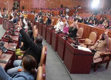 A iniciativa del Gobernador de Oaxaca, Congreso local aprueba despido de mil 344 trabajadores; recibirán indemnización de ley