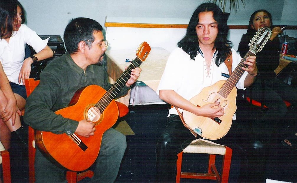 La música en vivo es una de las diversas actividades no literarias que ha llevado a cabo la STMAC. Foto: Sociedad Tolkiendili de México A.C.