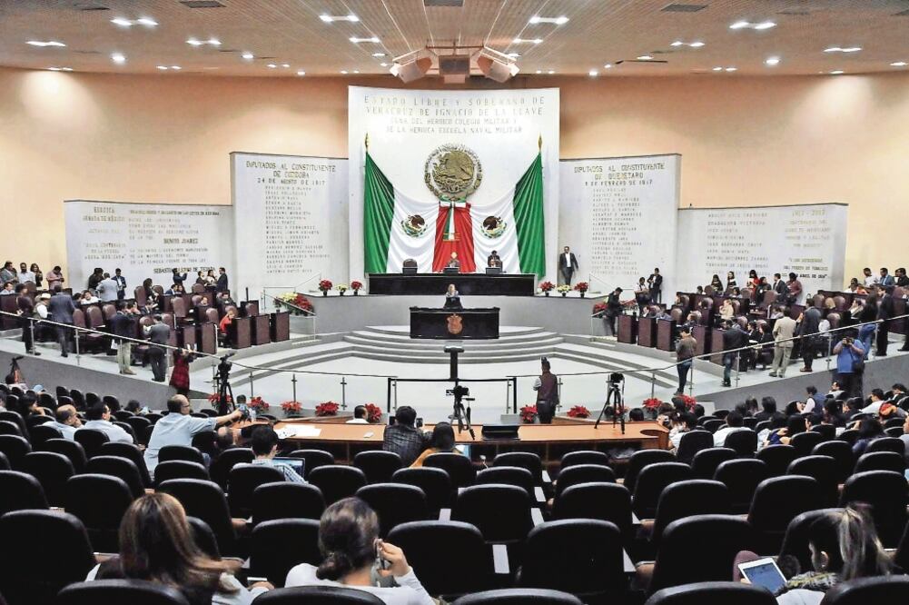 Efectos. Tras la aprobación del Congreso, el gobernador de Veracruz tendrá una reducción salarial de 23%. (MIGUEL ÁNGEL CARMONA. EL UNIVERSAL)