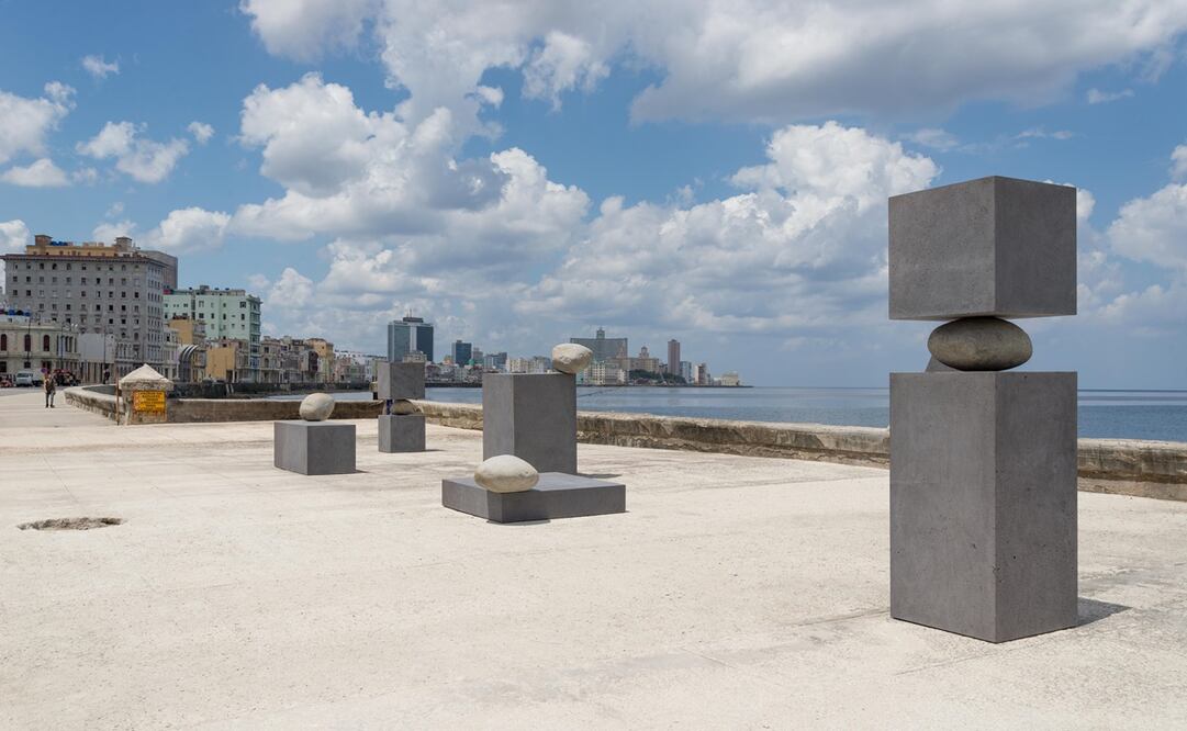 "Los límites de lo imposible" en el malecón de La Habana durante la Bienal de La Habana en la primavera de 2019. Foto: Cortesía Art Basel Miami Beach