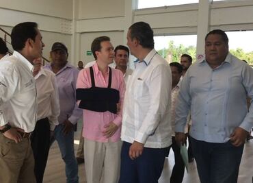 Velasco reaparece con cabestrillo tras caída de caballo