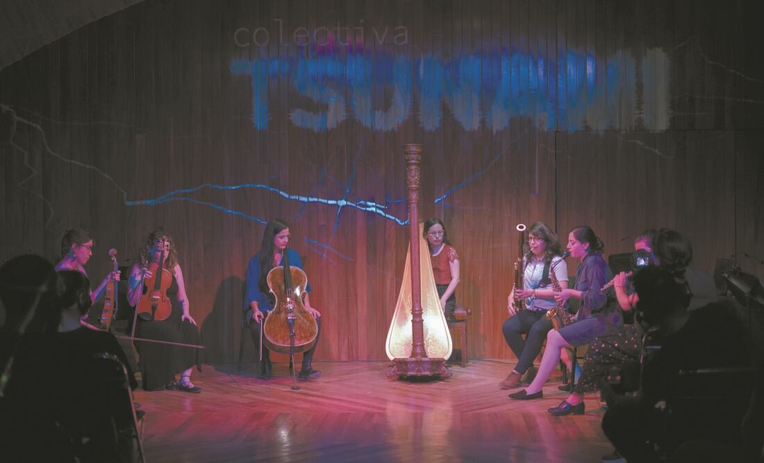 Concierto del 20 de agosto en la Sala de Cámara del Teatro Degollado; de izquierda a derecha: Janine Jop, Rosaura Aguilar, Belén Ruiz, Ariadna Bucio, Maribel Suárez, Valeria Rubí y Raquel Ramírez. Fotos: Cortesía Colectiva Tsunami