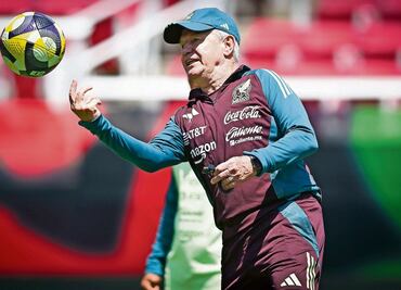 Javier Aguirre a 24 años de su debut con la Selección Mexicana