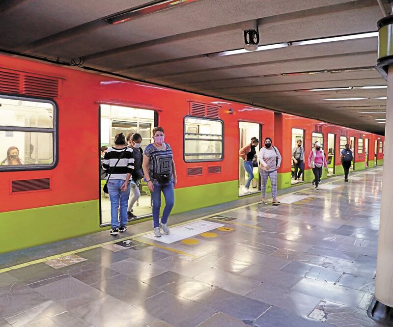 Aunque las sustracciones se realizaron en cantidades pequeñas, no se descarta alguna colusión en el Metro. ARCHIVO EL UNIVERSAL