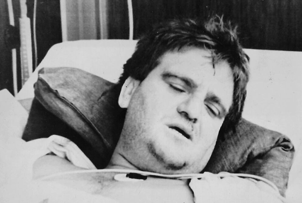 LOS INICIOS
Héctor Palma Salazar, alias "El Güero", inició desde abajo. Como ladrón de autos, narcomenudista y pistolero. Su talento para el crimen llamó la atención de Miguel Ángel Félix Gallardo, otro de los míticos narcotraficantes de México, por lo que lo hizo su lugarteniente. 