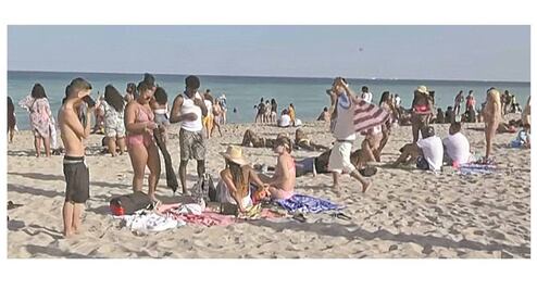 Spring breakers furiosos por restricciones se van de Miami a otras playas