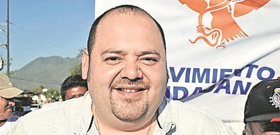 Ex alcalde de Puerto Vallarta se deslinda de Kurt