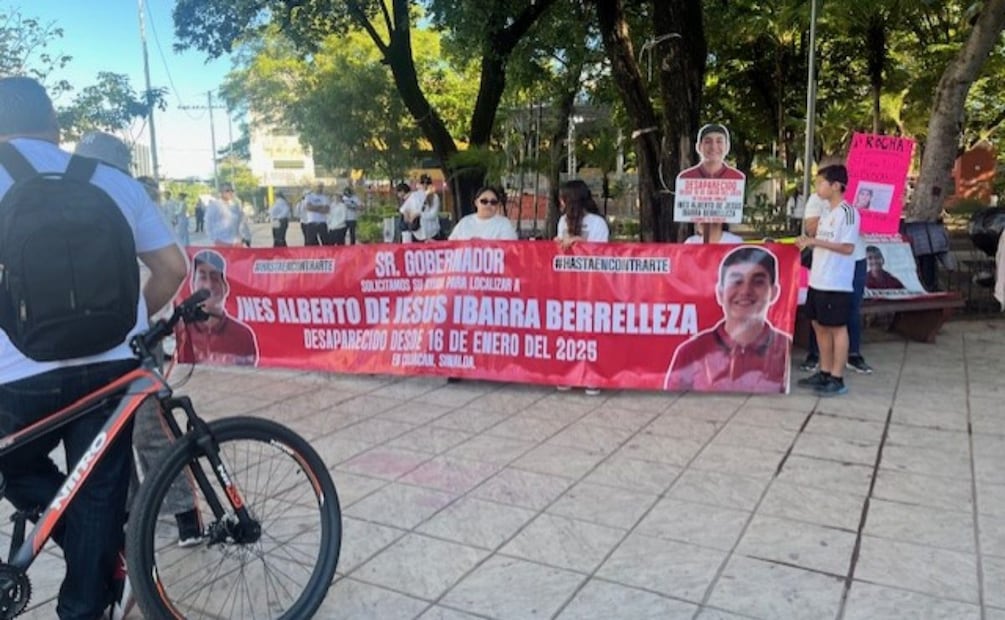 Jóvenes marchan para exigir justicia por Fernando Alán "N". Foto: Javier Cabrera Martínez