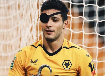 Raúl Jiménez se reencuentra con el gol y festeja de manera épica