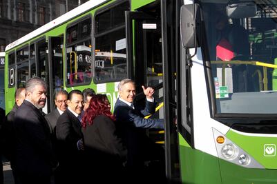 Da Mancera banderazo a 191 nuevos RTP en el Zócalo