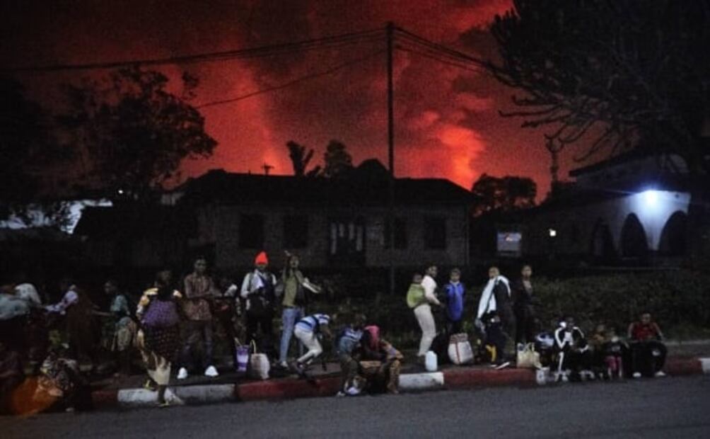 Las fotos de la gran erupción del volcán en el Congo; la lava llega a la ciudad