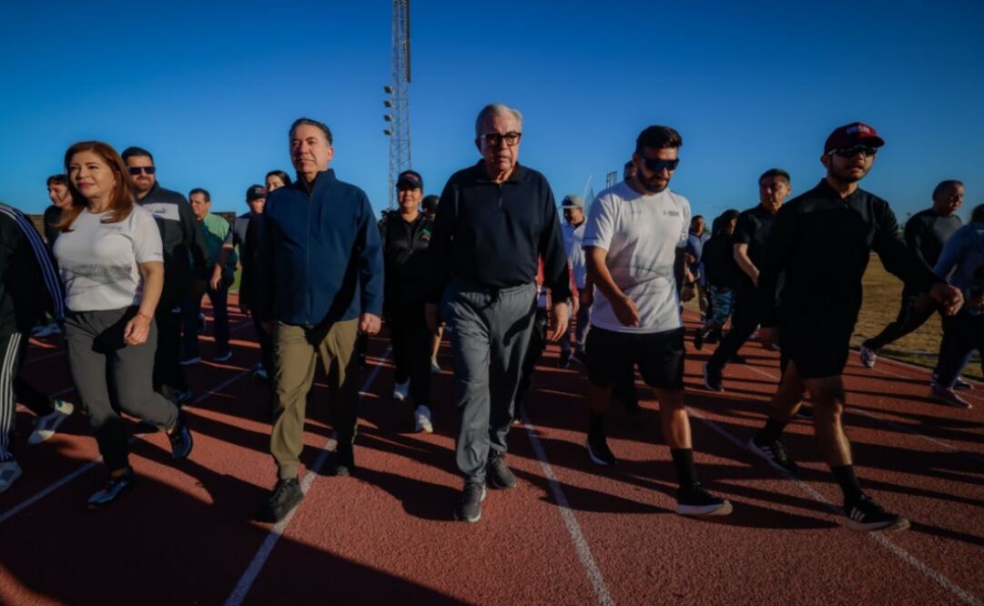 Rubén Rocha asiste a Carrera por la Paz y contra las Adicciones en Sinaloa (30/03/2025). Foto: Especial