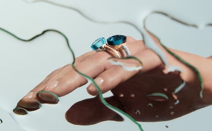 Nudo cumple 25 años y redefine el color en la joyería  